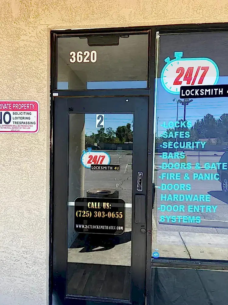 24/7 Locksmith 4U shop door at 3620 E. Flamingo Rd, Las Vegas