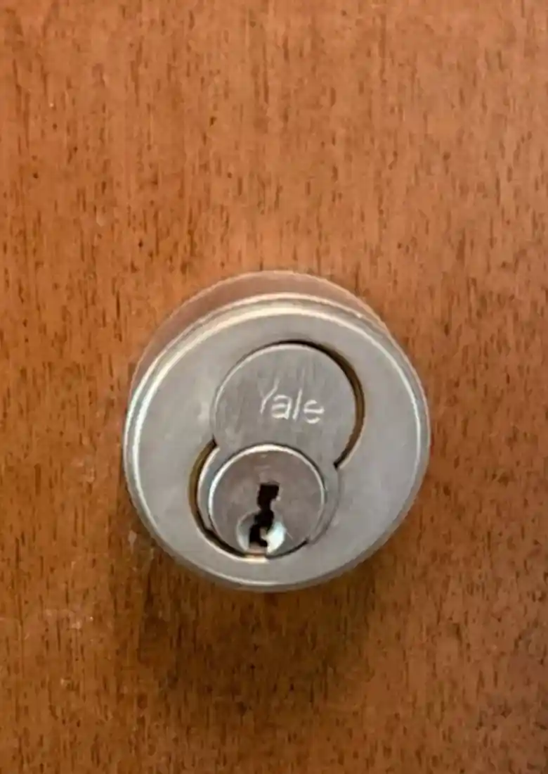 Deadbolt Locks job in Las Vegas by 24/7 Locksmith 4U